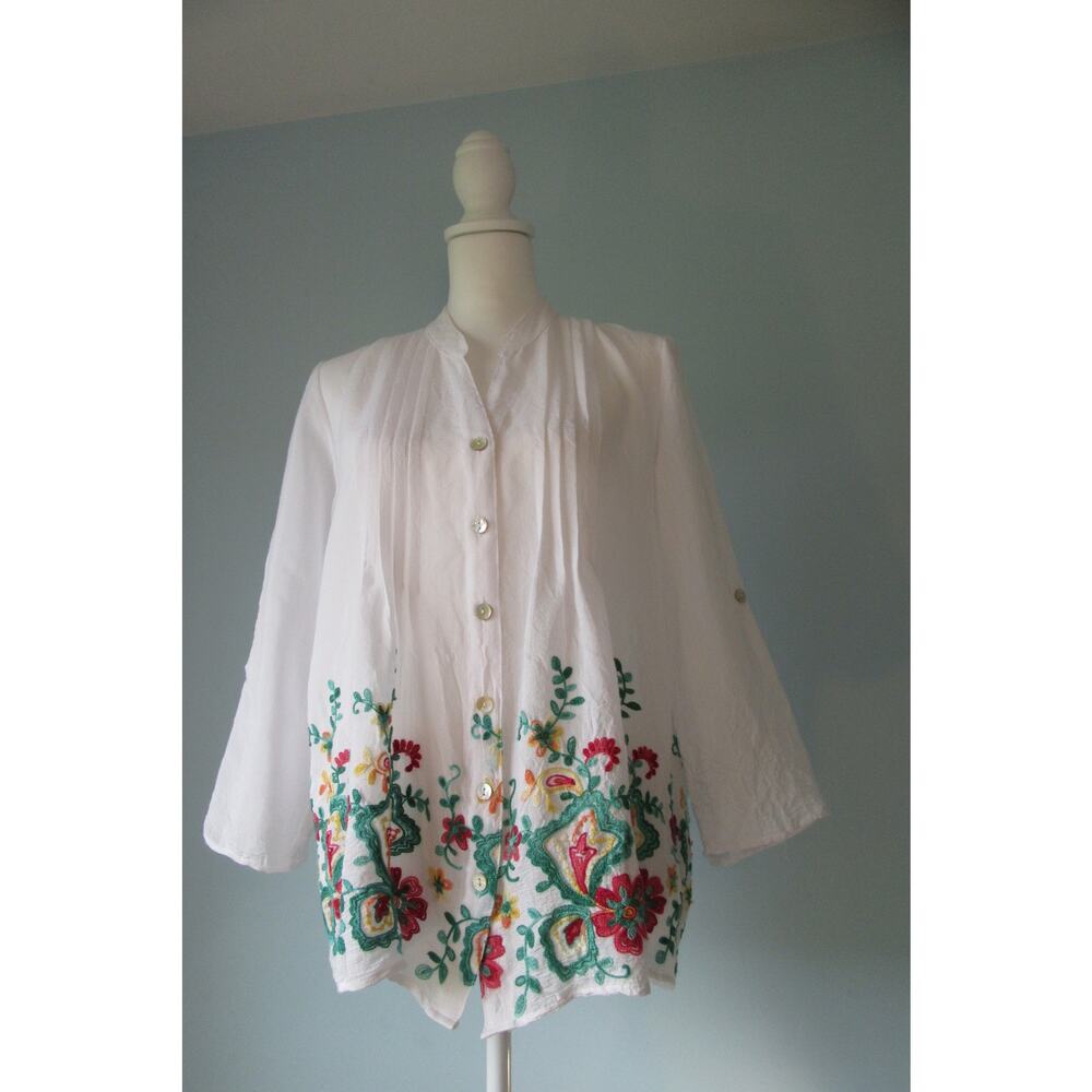 Ruby Rd Top White Bella Vista Floral Embroidered Pintuck Pleat Bell Sleeve PM